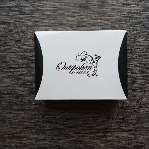 Outspoken by Fergie Pendant - Picture 6 of 6